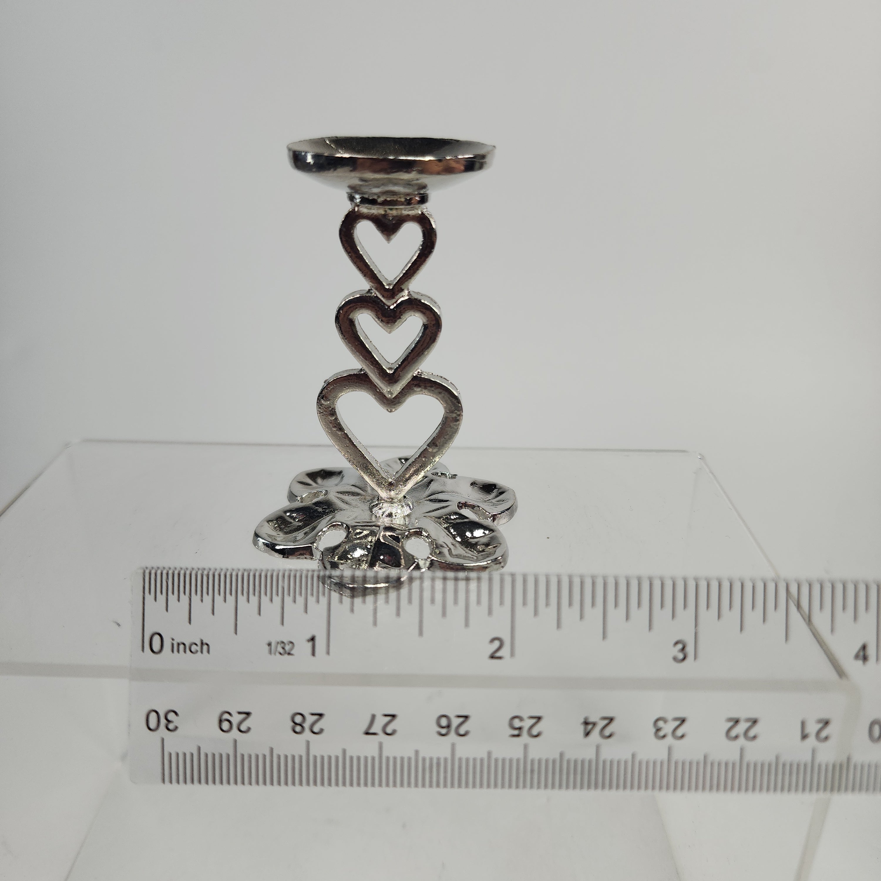 Sphere Stand Triple Heart