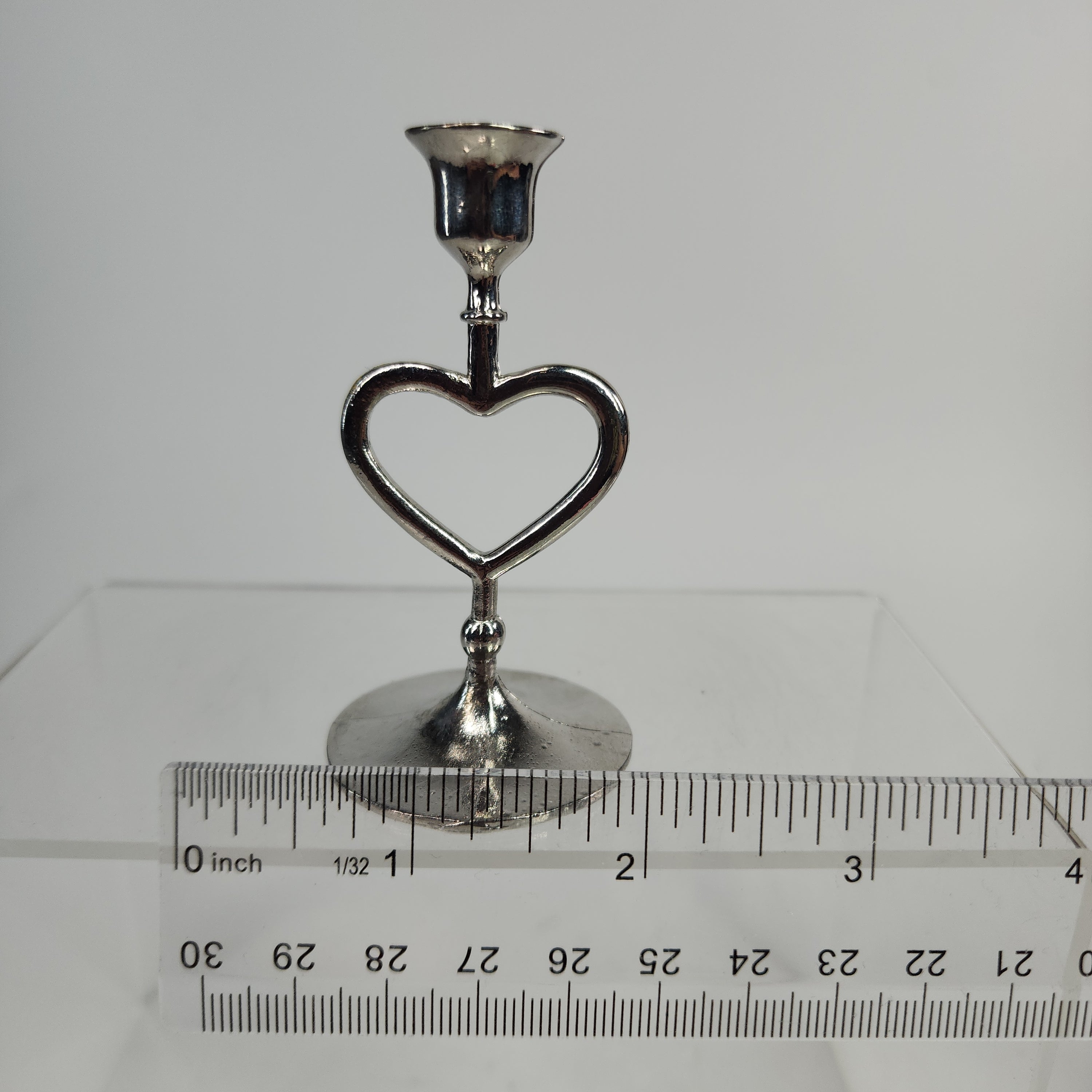 Sphere Stand Single Heart