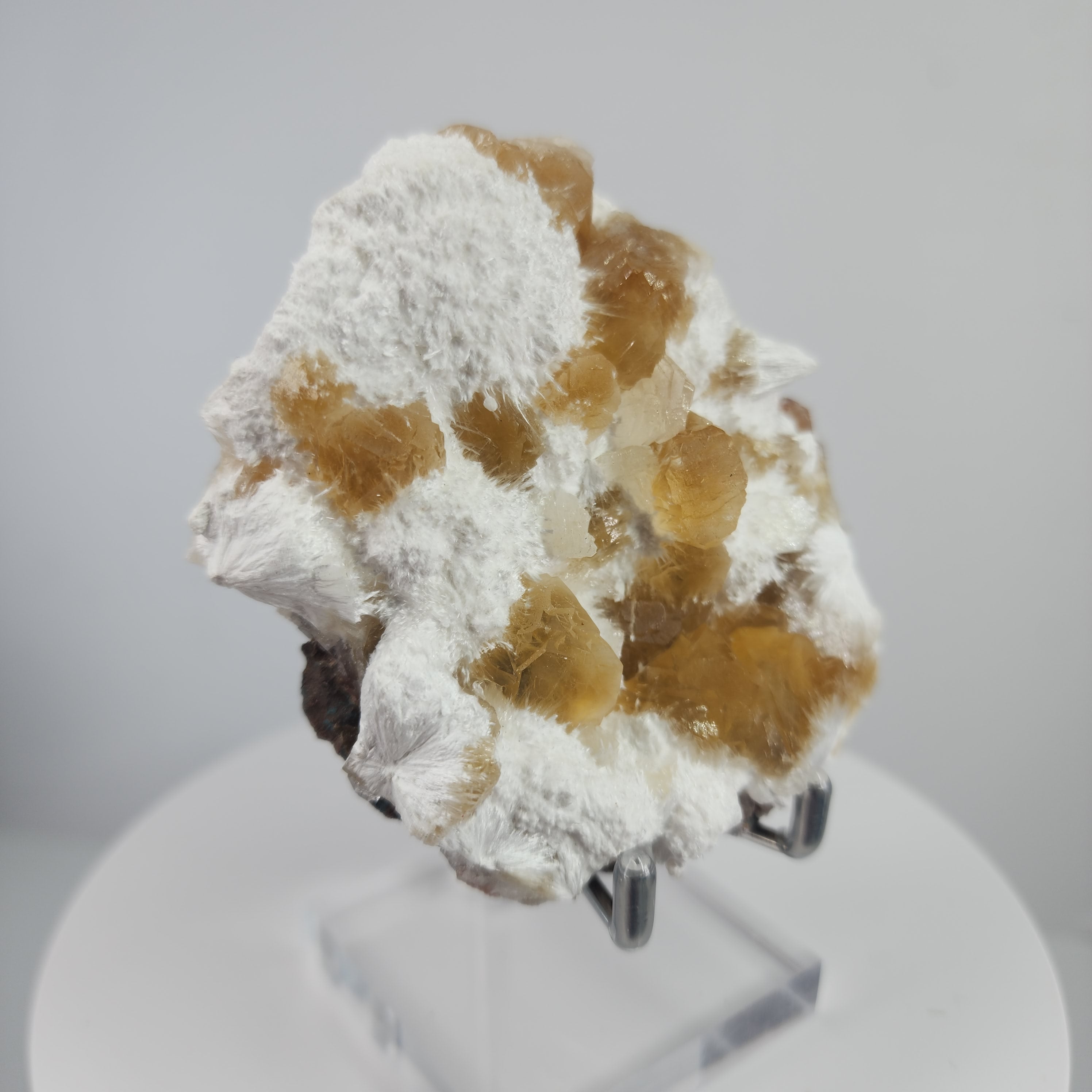 Honey Apophyllite - a Golden Hued Apophyllite with Mordenite, Okenite, Stilbite, & Chalcedony Specimen #29 from Maharashtra, India