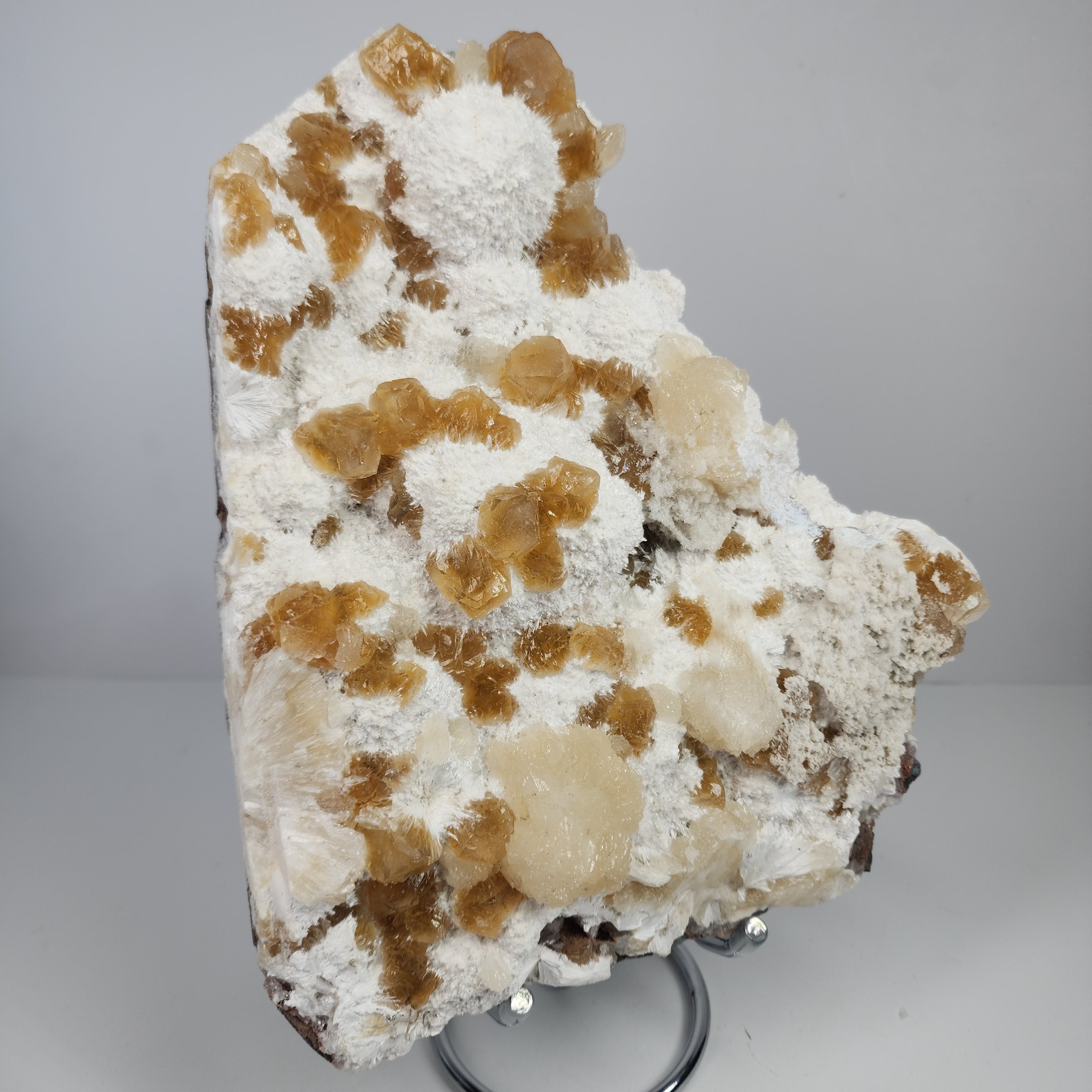 Honey Apophyllite - a Golden Hued Apophyllite with Mordenite, Okenite, Stilbite, & Chalcedony Specimen #39 from Maharashtra, India