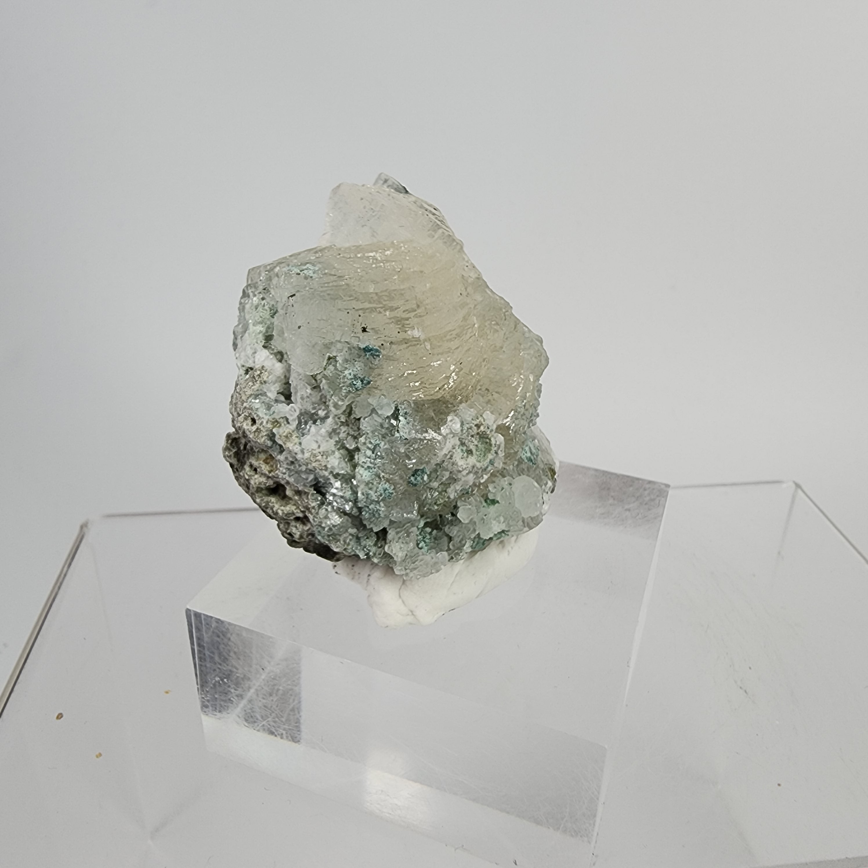 Apophyllite with Epi-Stilbite Specimen #2 from Pune District, Maharashtra, India