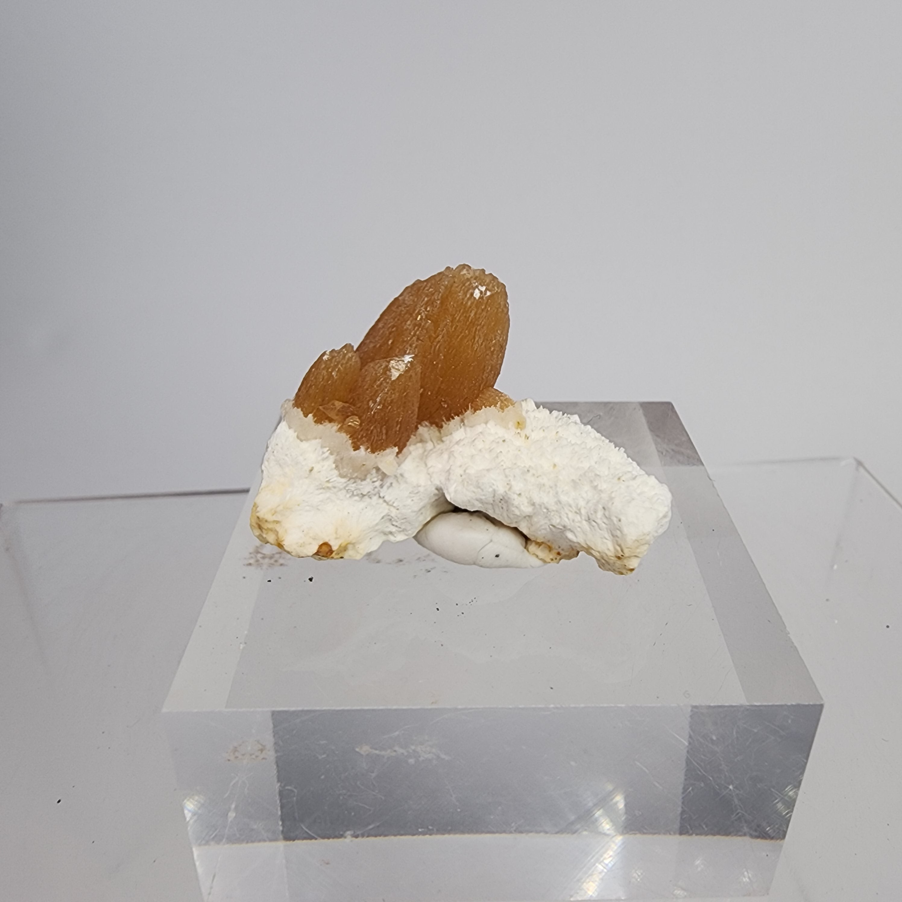 Golden Calcite on Mordenite Specimen #6 from Aurangabad, Maharashtra, India