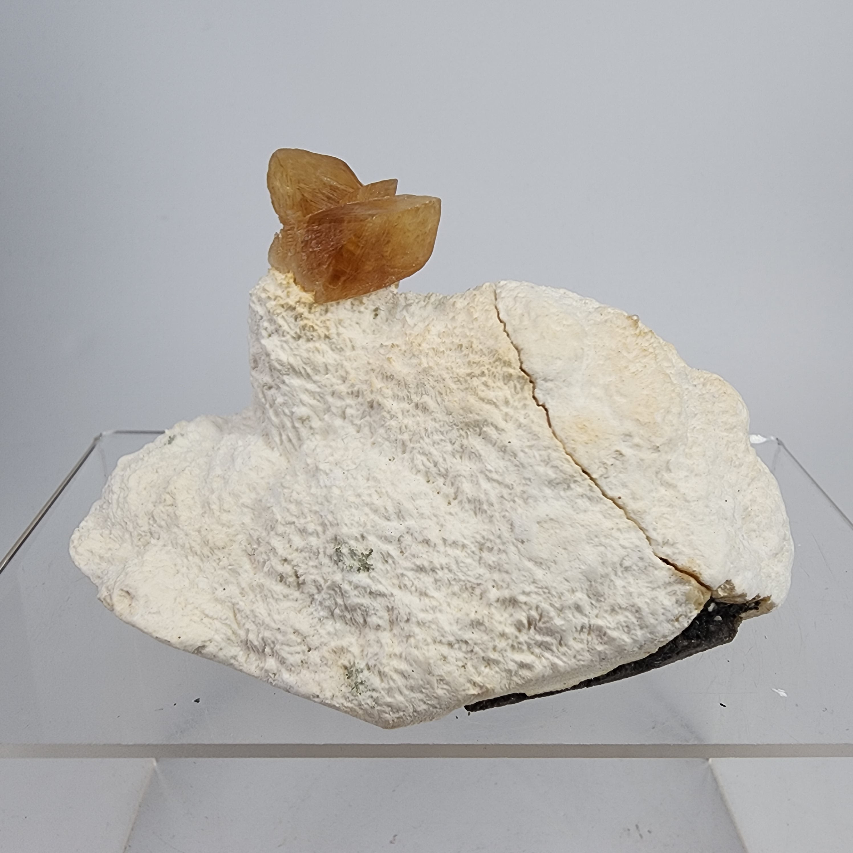 Golden Calcite on Mordenite Specimen #36 from Aurangabad, Maharashtra, India