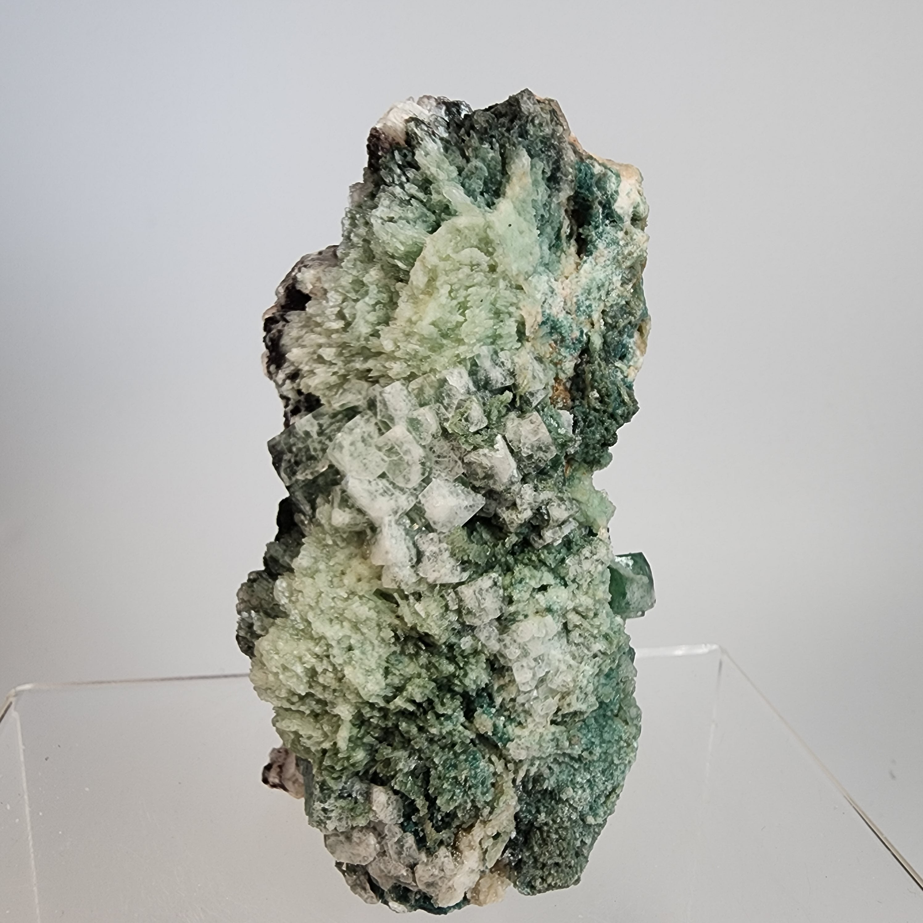 Hematite and Celadonite Included Apophyllite Specimen #7 from Ahmednagar, Maharashtra, India