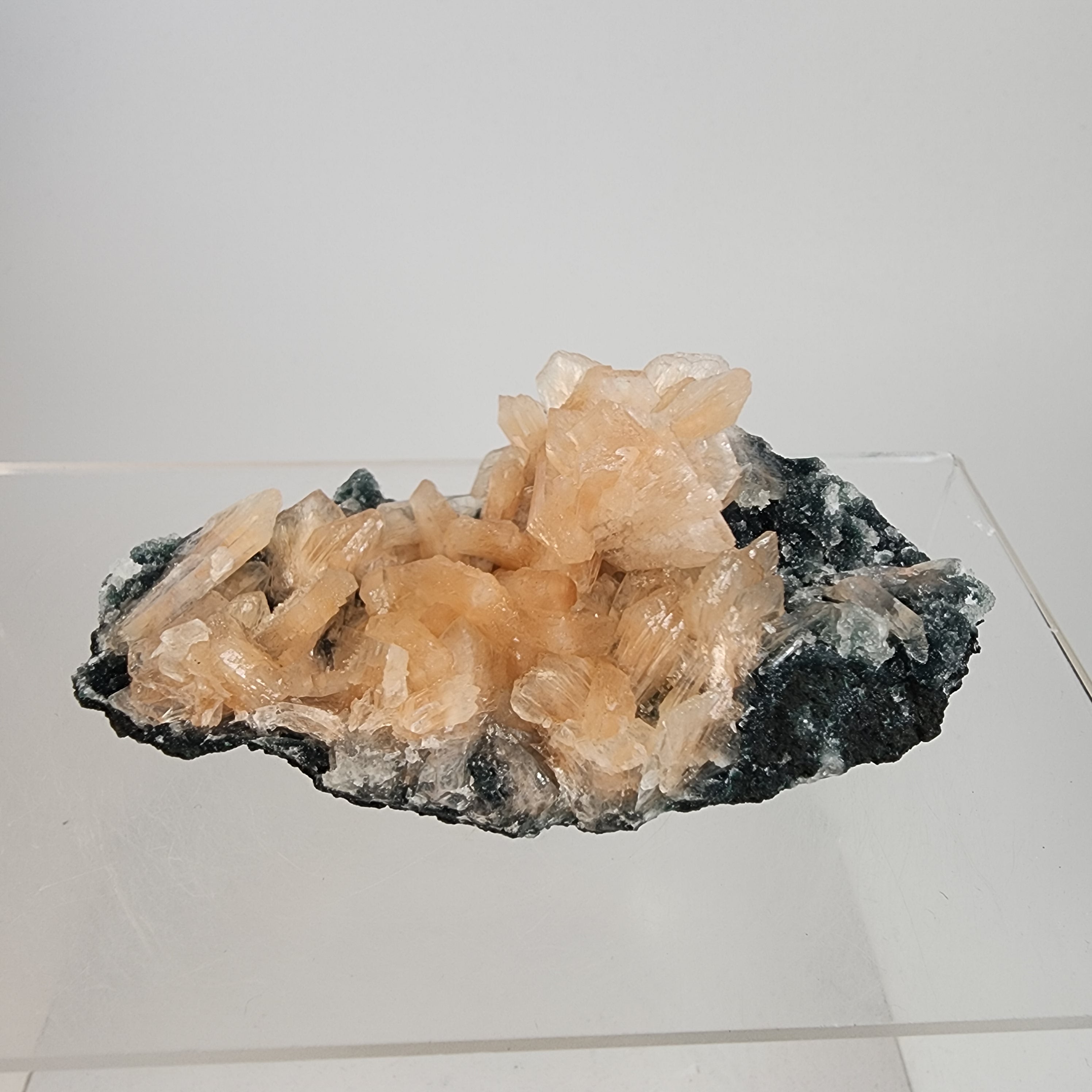 Stilbite on Chalcedony Specimen #17 (Jalgaon District, Maharashtra, India)