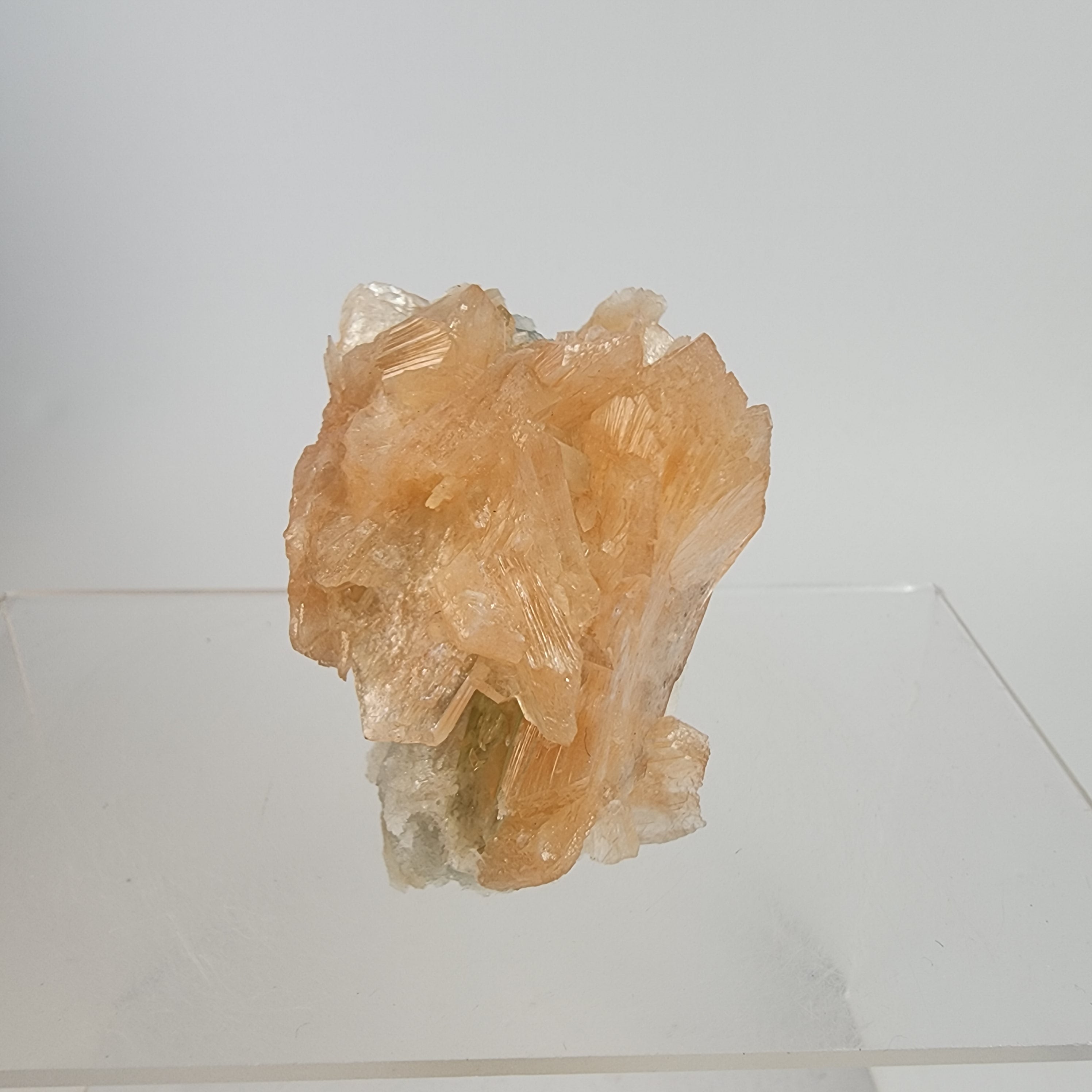 Stilbite on Chalcedony Specimen #20 (Jalgaon District, Maharashtra, India)